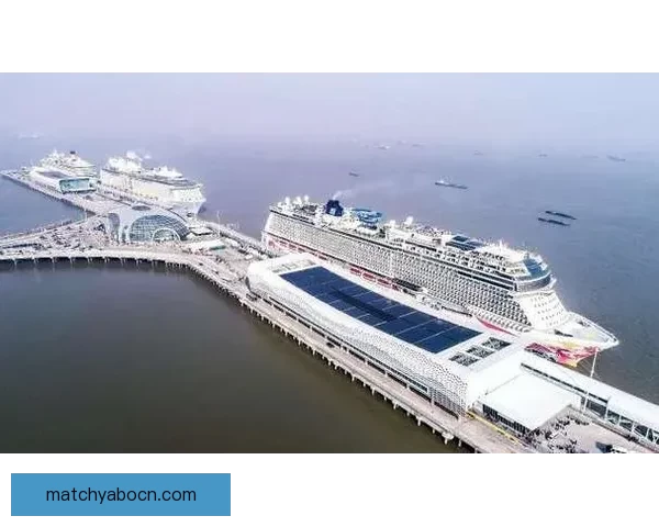 白帆竞展吴淞口 上海宝山邮轮港打造水上运动新高地 白帆竞展吴淞口 上海宝山邮轮港打造水上运动新高地